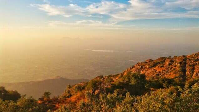 IRCTC Mount Abu tour for one day starts at INR 1305
