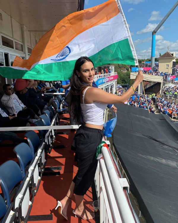Deana Uppal Pictures