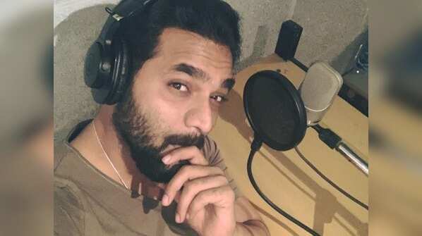 Sri Murali begins dubbing for 'Bharaate'