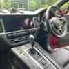 Interior visual: Infotainment system, gearbox in the central console