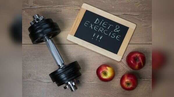 Exercising and not dieting/dieting and not exercising