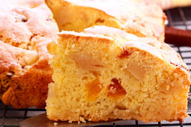 Apple-and-apricot-cake