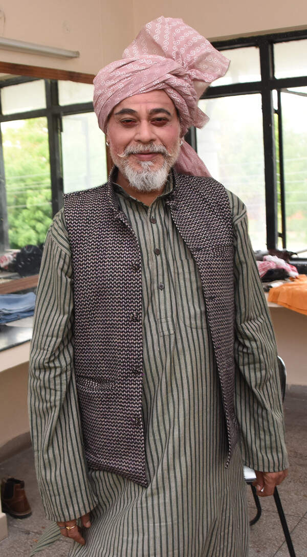 Suresh Sharma. Photos