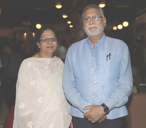 Mahrukh Mirza Photos