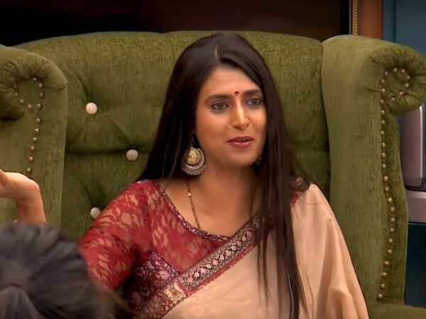 Kasthuri Shankar Wallpapers