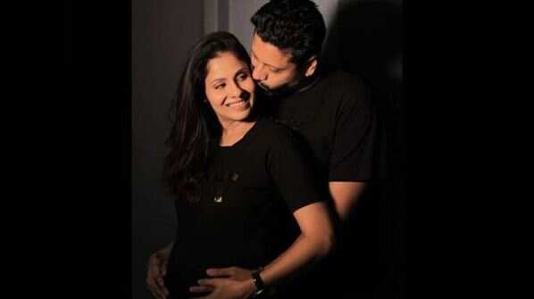 Spend some quality time with husband amidst all other responsibilities
