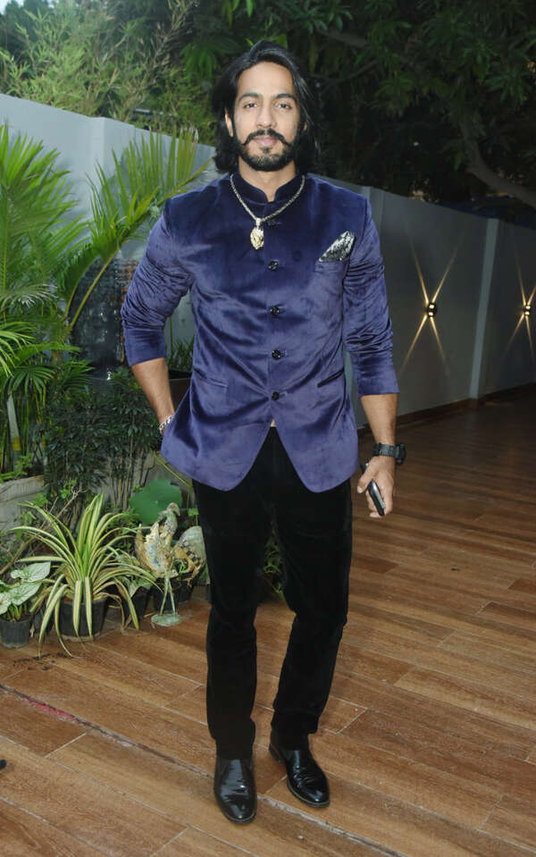Thakur Anoop Singh Wallpapers
