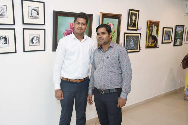 Ravi Prakash Images