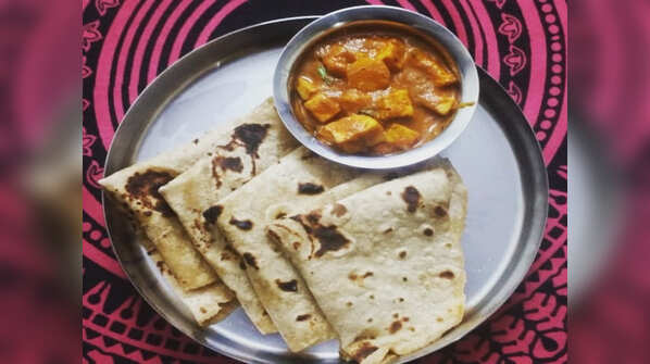 Roti and paneer