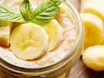 Mint and banana face pack