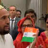 Article image for: Watch: Muslims of <i class="tbold">indian origin</i> warmly greet PM Modi in France