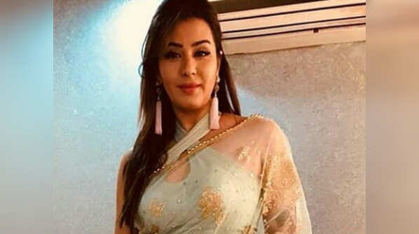 Bigg Boss 11 winner Shilpa Shinde supports Mika Singh