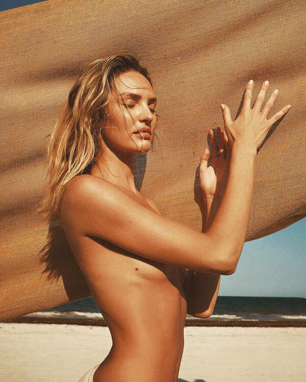 Candice Swanepoel