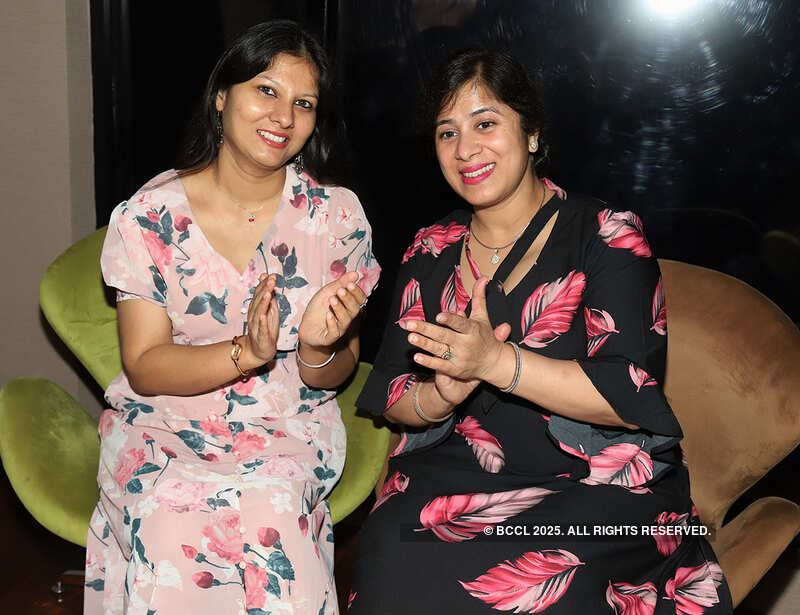 Lucknowites have a gala time at the salsa party
