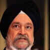 Article image for: US downplays <i class="tbold">pat</i> down controversy