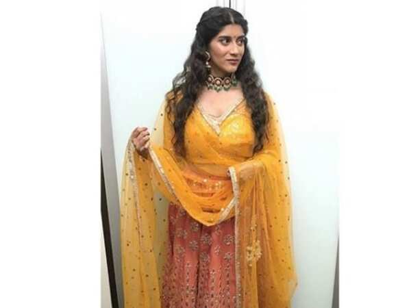 Deeksha Joshi Photos