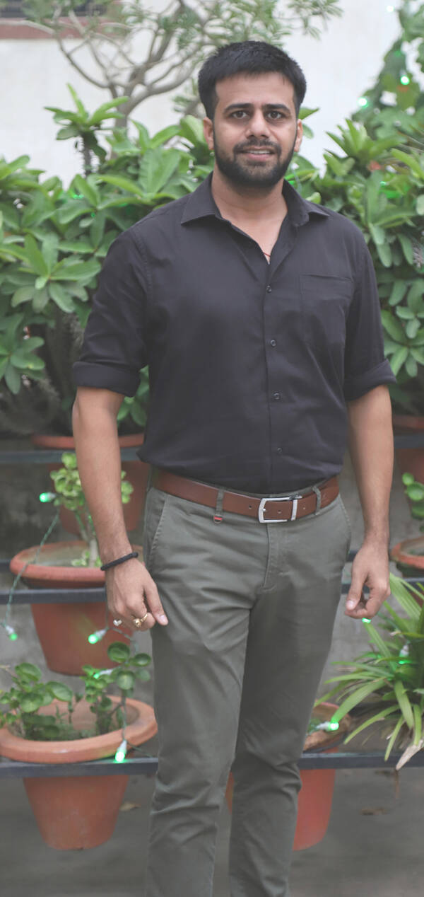 Raj Vardhan Pictures