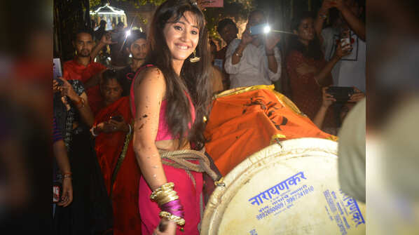 Yeh Rishta Kya Kehlata Hai’s Shivangi Joshi beats the dhol during Ganpati visarjan; see pics