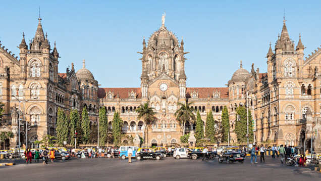 Mumbai railway station ranks in Best Swachh Iconic Places and World&rsquo;s Most Amazing Railway Stations