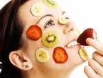 Want fabulous looking skin and hair? Try these DIY fruit packs!