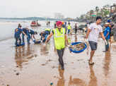 Inspiring pics of celebs & children cleaning Versova Beach after Ganpati Visarjan