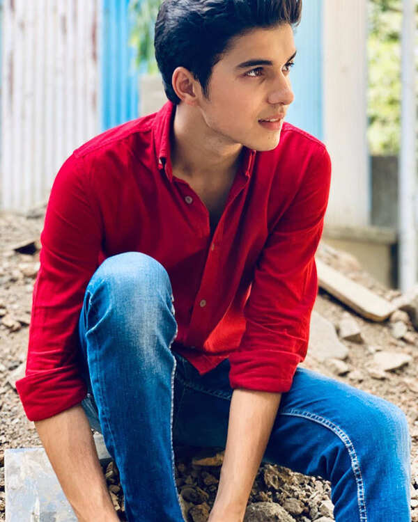 Abhay Verma Photos