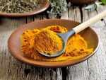 Coriander leaves and turmeric face pack