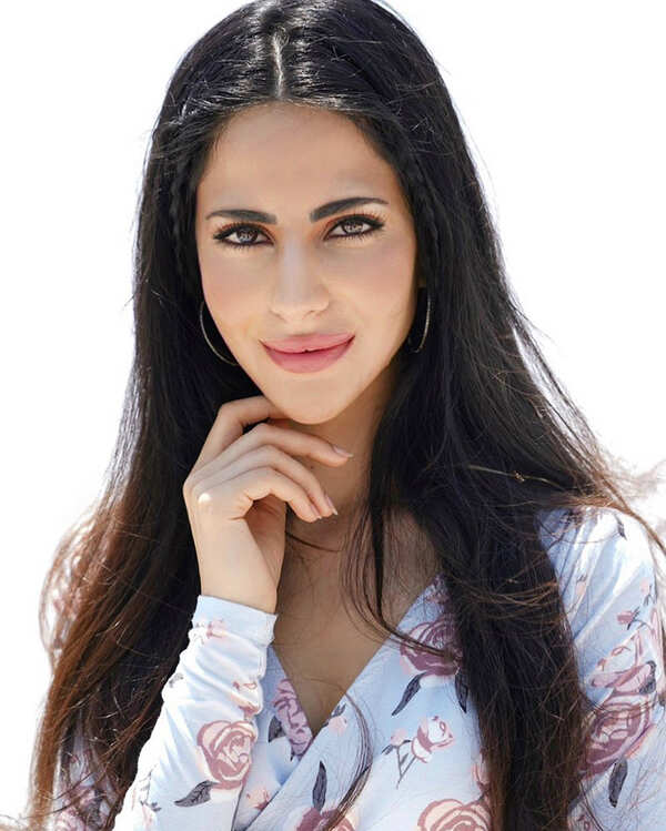 Alina Rai