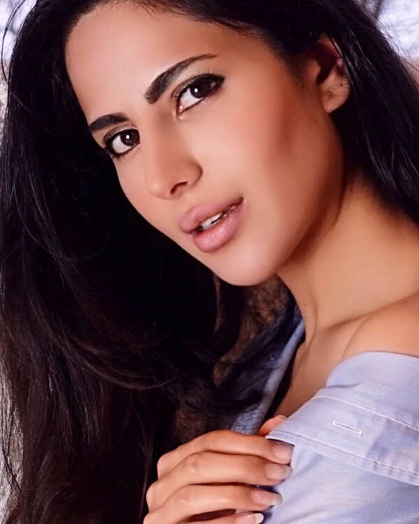 Alina Rai Stills