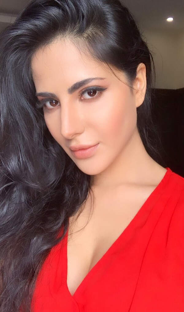 Alina Rai Images