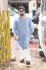 Arshad Warsi attends the funeral