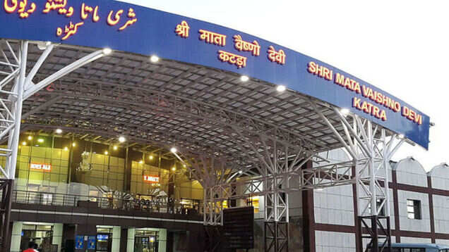 Bookings start for Vande Bharat&rsquo;s Vaishno Devi route; commercial run to start from October 5