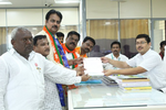 Harshavardhan Patil files papers as BJP candidate