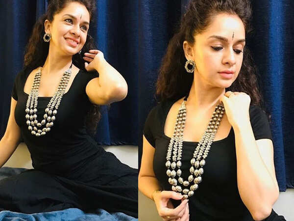 Sukhada Khandkekar Stills