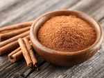 Cinnamon detox hair mask