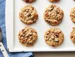 Oatmeal raisin cookies