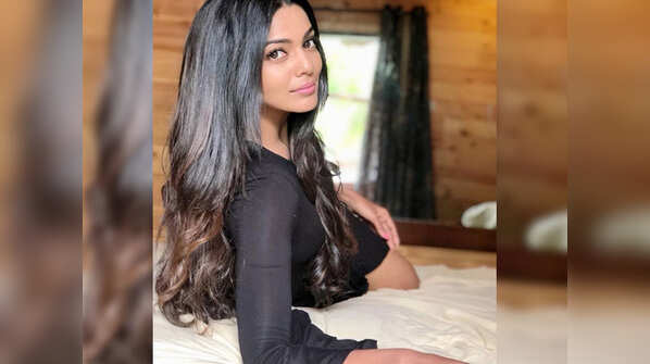 Photo: Pooja Sawant oozes elegance in her latest photoshoot