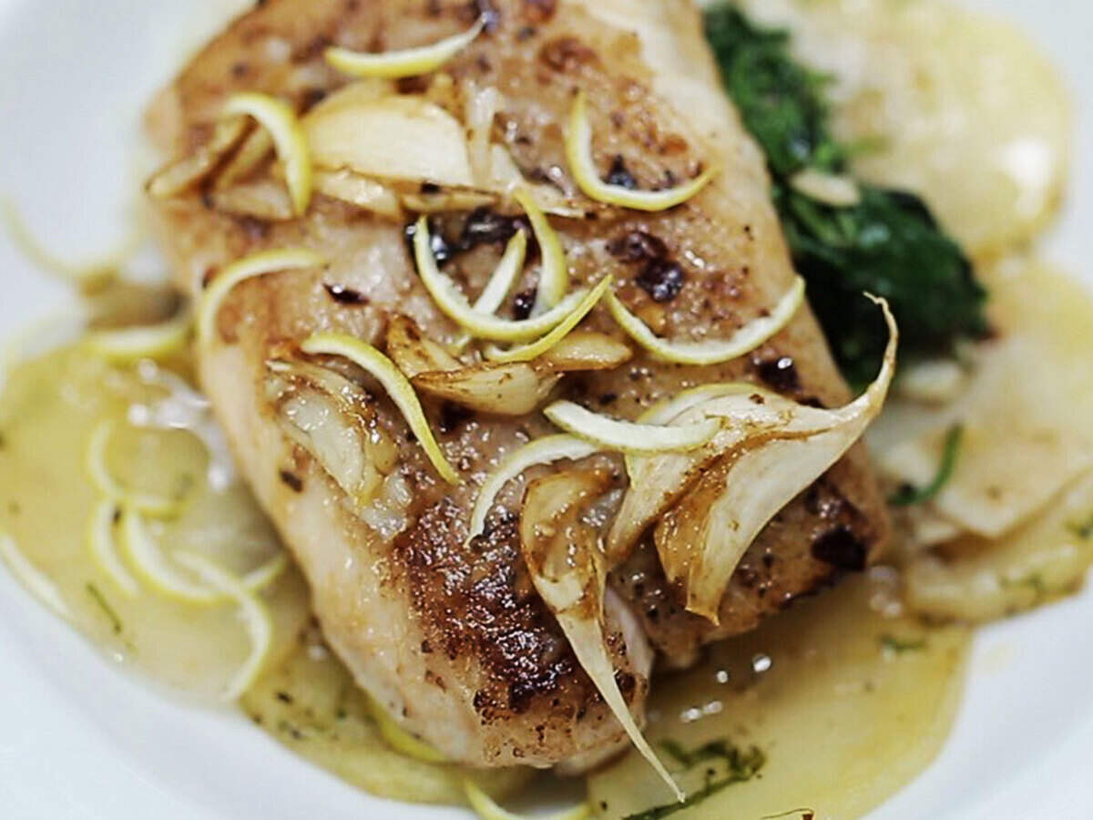 Red Snapper with Lemon Garlic on Spinach Bed Recipe-image