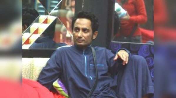 Zubair Khan attempted suicide