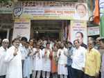 Congress candidate Madhukar Chavan starts his campaign