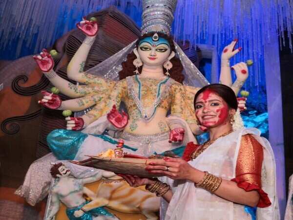 Priyanka Sarkar Pictures