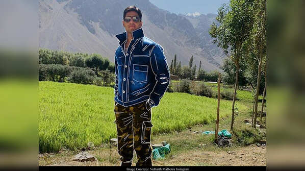 Sidharth Malhotra as Captain Vikram Batra