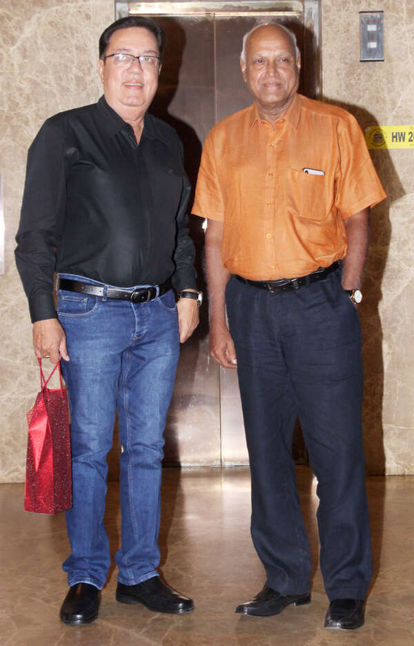 Manmohan Shetty Photos