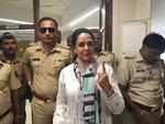 Hema Malini casts her vote in Juhu