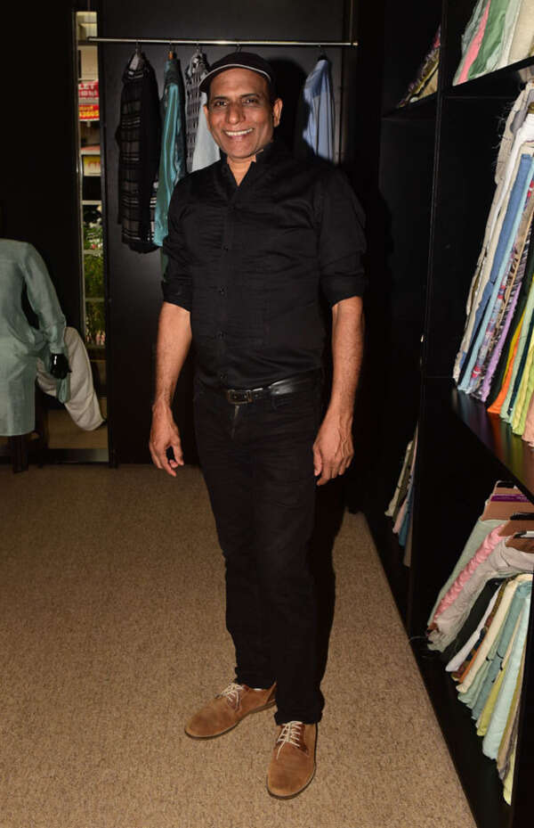 Hari Anand Photos