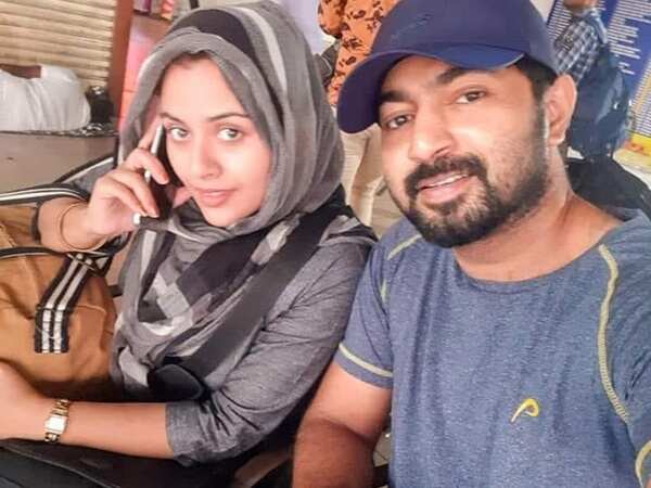 Dhanya Mary Varghese Pictures