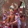 Article image for: Marathi Devotional Song 'Deva Shree Ganesha' Sung By Ravindra Sathe And <i class="tbold">Anupama Deshpande</i>