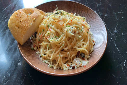 Spaghetti Aglio E Olio