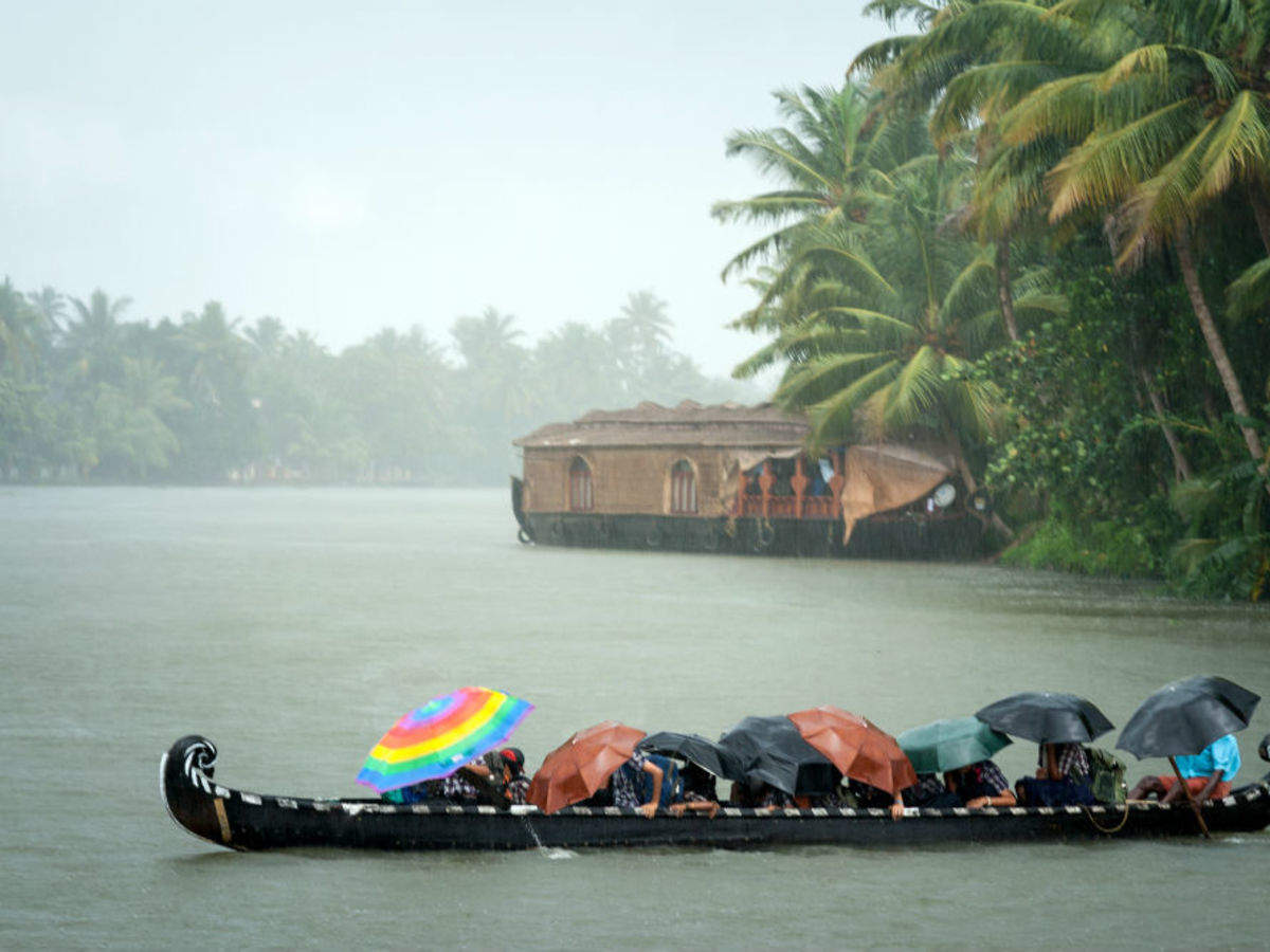Kerala rains: Orange alert issued, polling stations flooded, rains ...