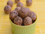 ​Broken Wheat and Flax Seeds Ladoo